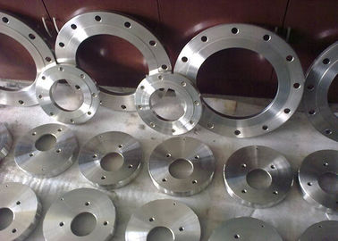 Round Shape Stainless Steel Flange Raised Face Type High Toughness ASTM Standard